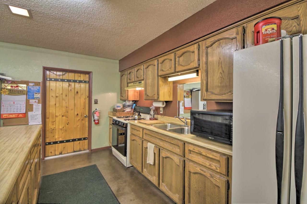Show Low Home With Deck And Grill - 13 Mi To Hon-Dah! Buitenkant foto